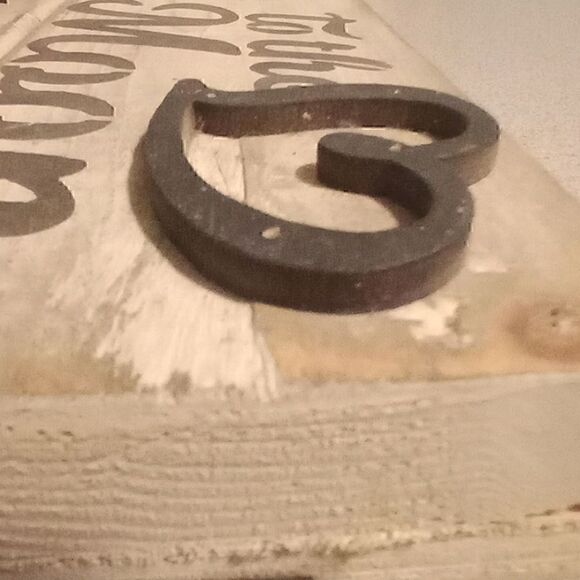 ⭐️5/$25 To The Moon & Back wall hanging sign - Picture 5 of 7